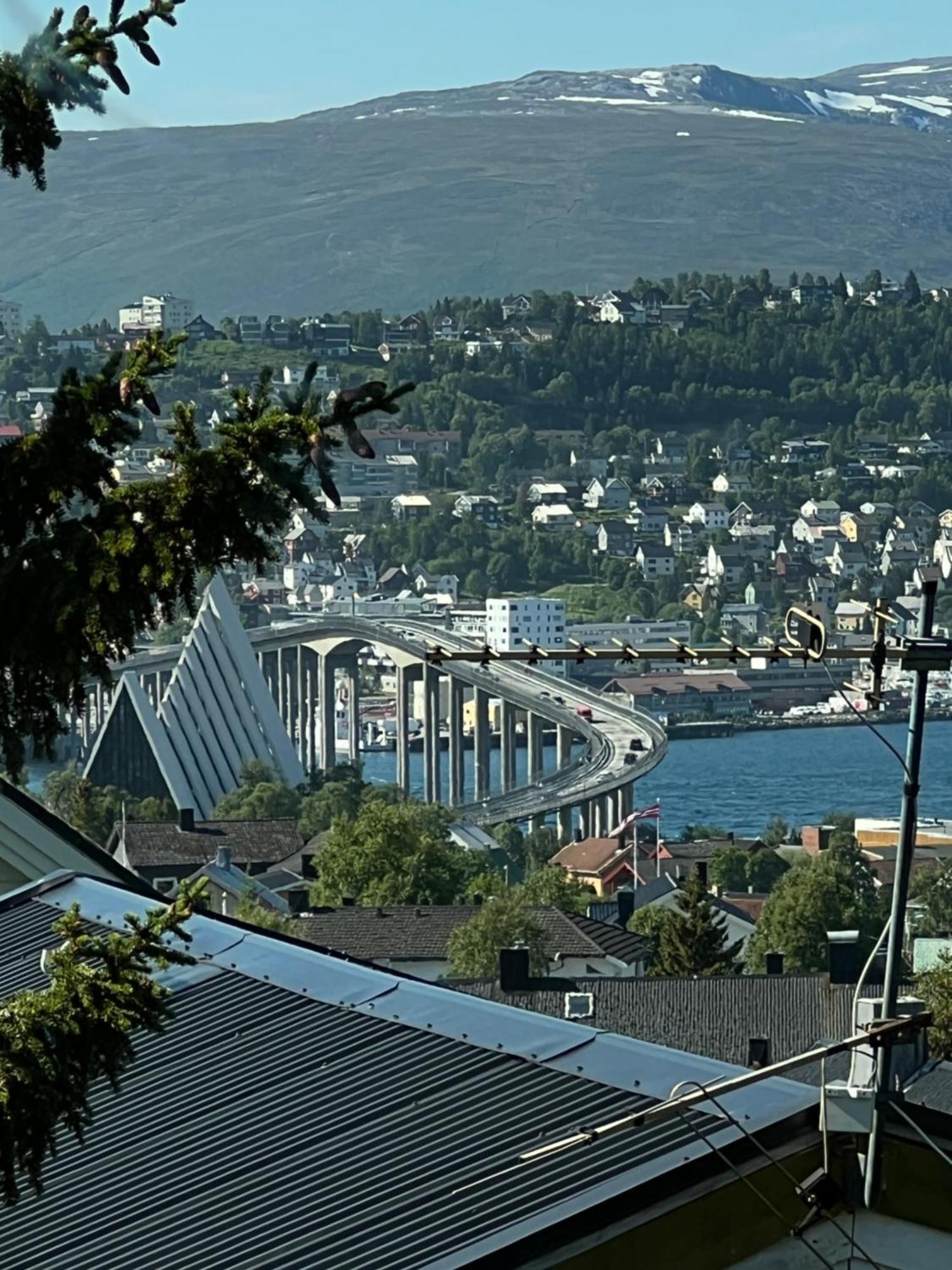 Tromso Arctic Villa With Free Parking Exteriör bild
